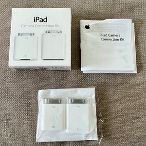 Authentic Apple iPad Camera Connection Kit Model A1362 A1358 MC531ZM/A